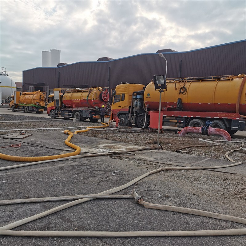 克东污水池清理